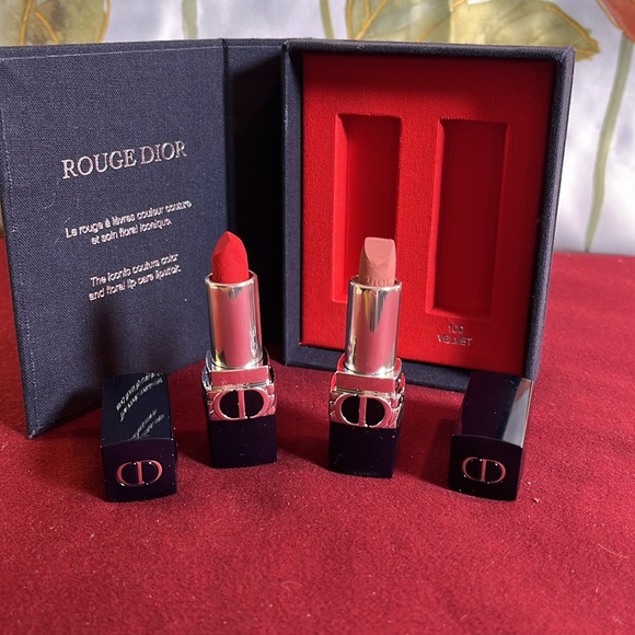 Christian Dior Cosmetic Bag & 2 CD Lipsticks - Picture 8 of 10